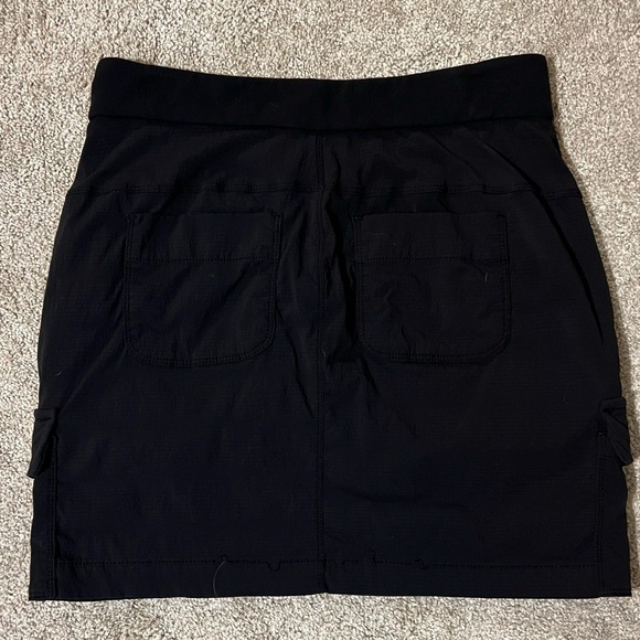 Athleta Trekkie Skort - Picture 2 of 7